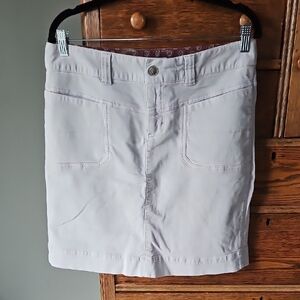🌿 Athleta Grey Velvet Skirt Size 10
